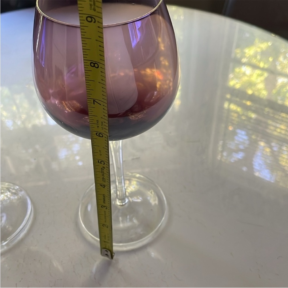 Glass - Picture 3 of 3